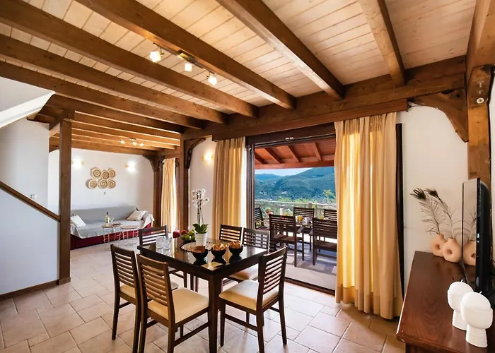 Villa Sunrise View By Vintage Travel *